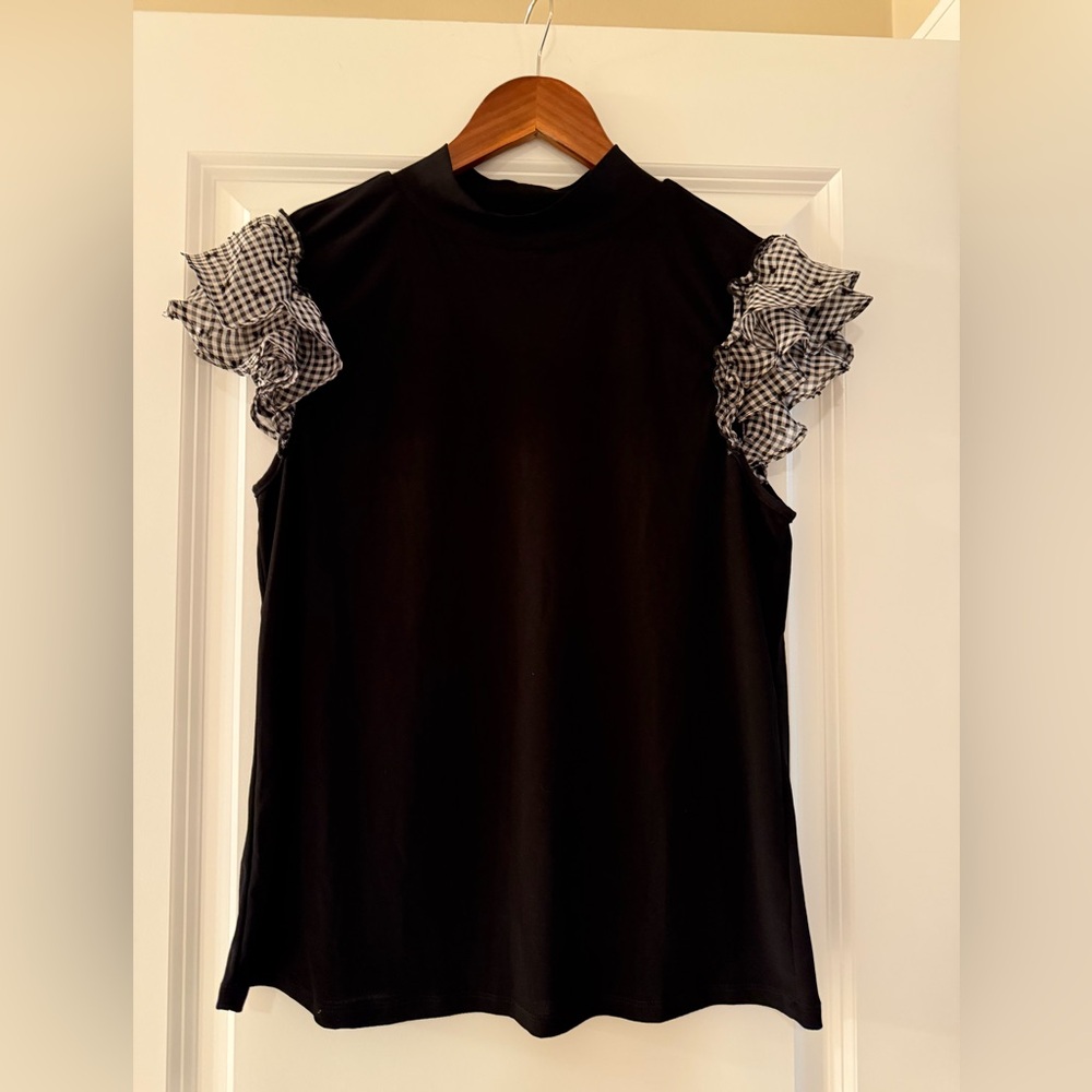 CeCe Black Top with Ruffled Sleeves Like New